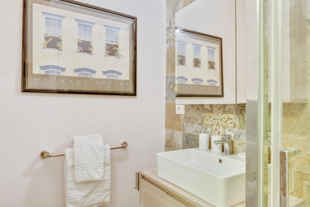 פירנצה Oltrarno Bright Apartment Con Patio Privato מראה חיצוני תמונה